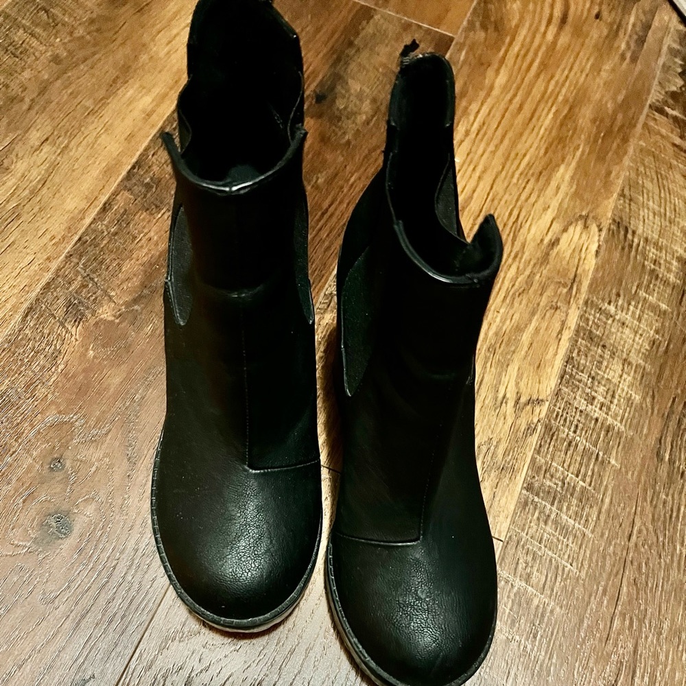 H&M Divided Chunky Lug Sole Ankle Boots